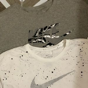 Nike Shirts - 2 Mens Nike T-shirts Nike Shirts - 2 Mens Nike T-shirts